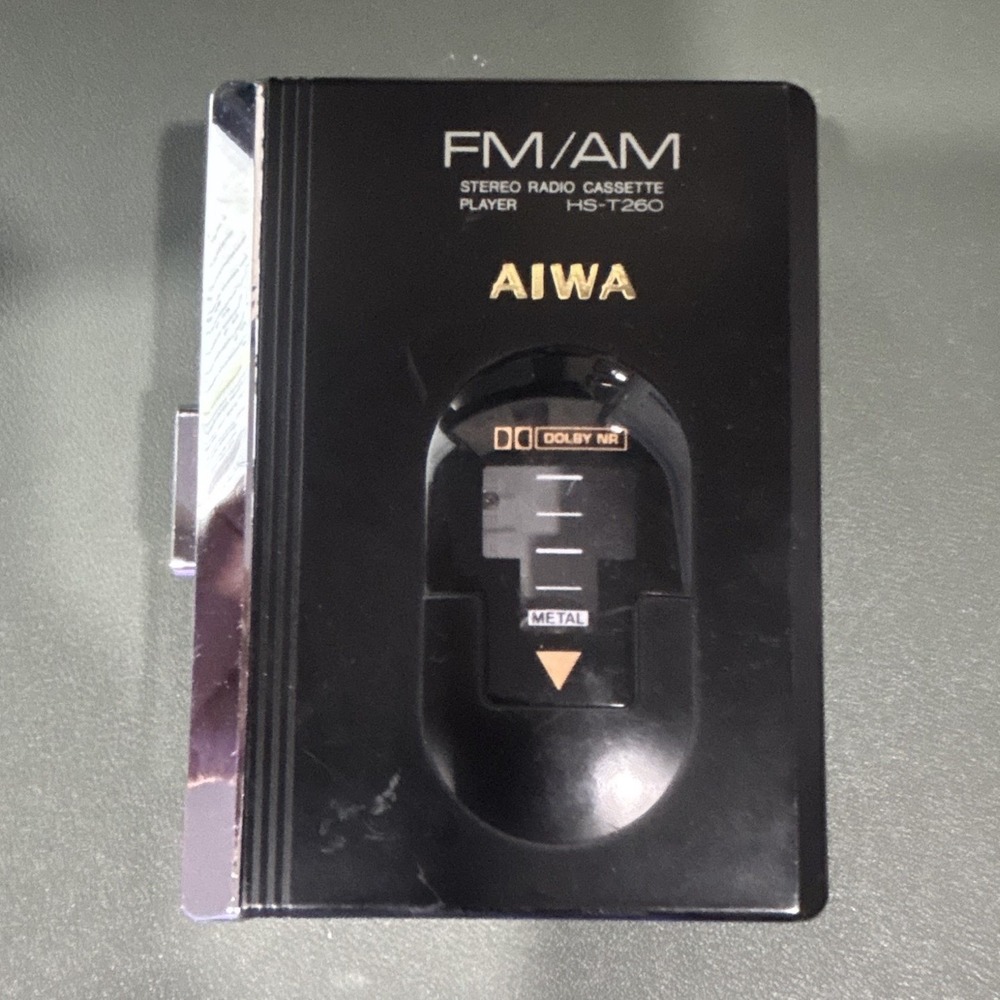 Vtg metal AIWA HS-T260 Portable AM/FM Radio Cassette Player Dolby NR 3.5mm
